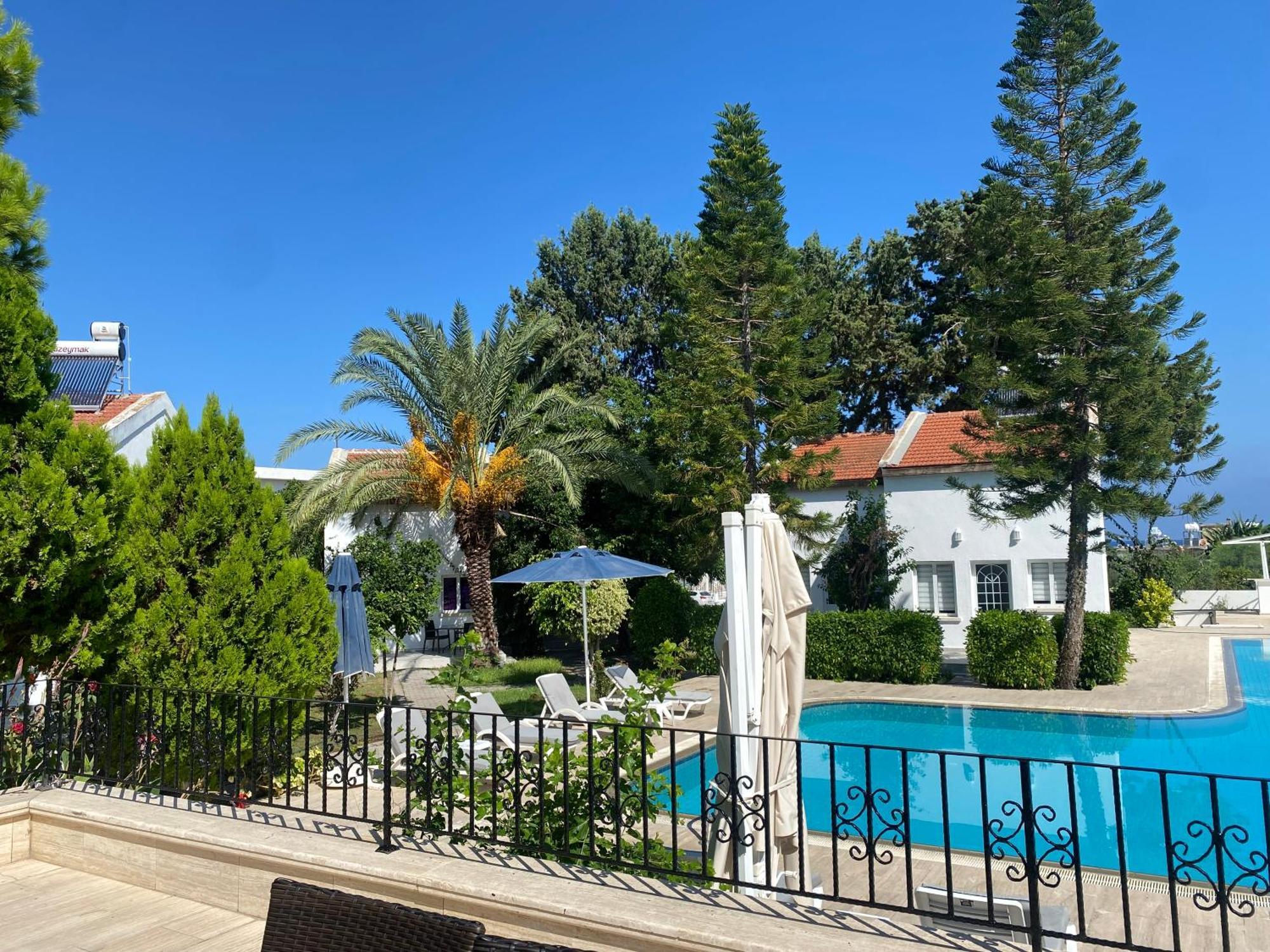 The Prince Inn Hotel & Villas Agios Georgios  Экстерьер фото