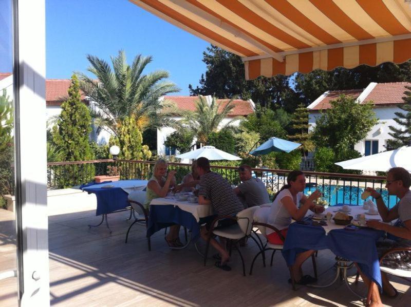 The Prince Inn Hotel & Villas Agios Georgios  Экстерьер фото