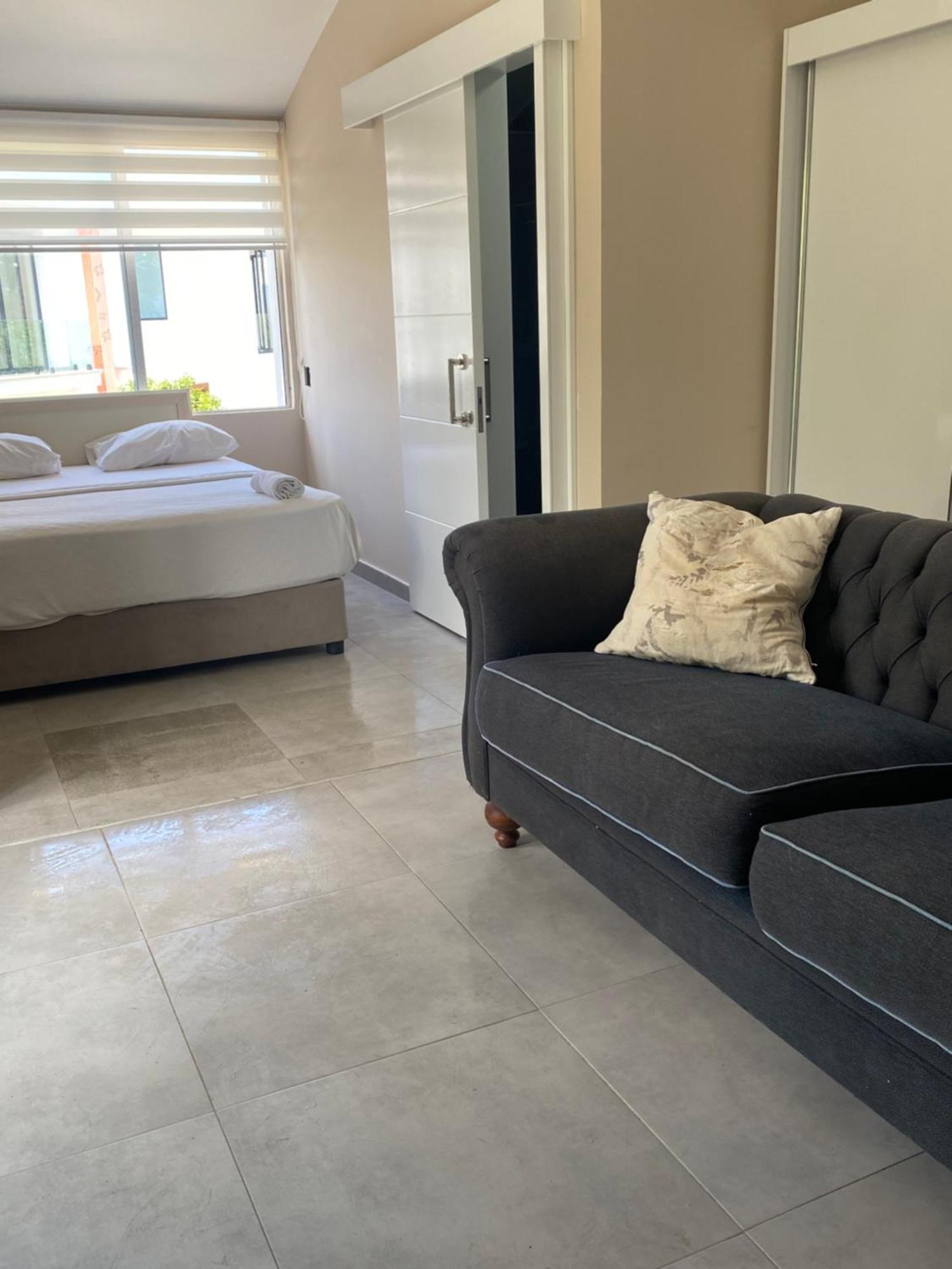 The Prince Inn Hotel & Villas Agios Georgios  Экстерьер фото