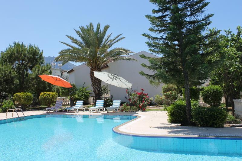 The Prince Inn Hotel & Villas Agios Georgios  Экстерьер фото